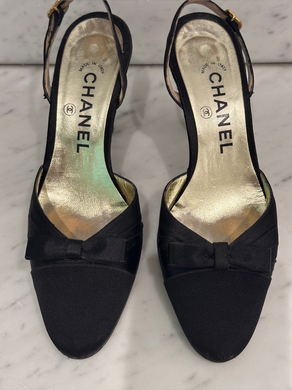 Vintage Chanel Black Satin Bow Slingback Pumps Heels Gold Leather EU35.5 Italy